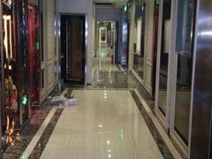 -音皇乐友汇量贩式KTV