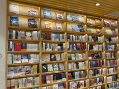 -猫的天空之城概念书店(景德镇陶溪川店)