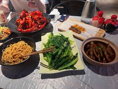 -巴厘龙虾·榜首油焖大虾(音乐学院·沿江酒馆店)