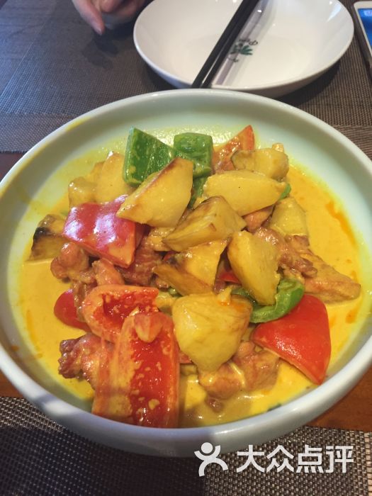 黄咖喱汁梅子鸡