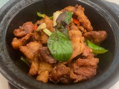 金不换三杯浓香滑鸡煲-太兴餐厅(东方广场分店)