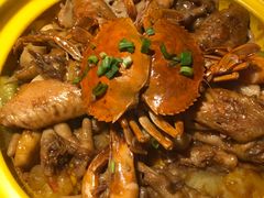 -多嘴肉蟹煲(万达店)