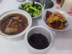 -臻爱住家月嫂育儿嫂(万达店)