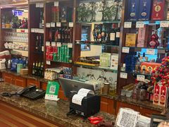 -喜乐餐厅•灯笼虾球首创者•本地小海鲜(二马路店)