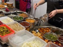 自助取餐区-胖子水煮(铁路三村无任何分店)