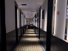 -万泊酒店(长沙五一广场国金中心店)