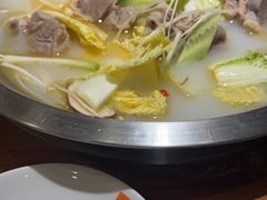 -佬土鹅肠火锅(中建大观店)