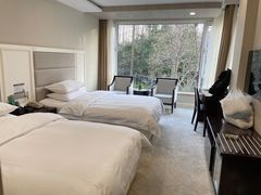 -上海怡沁园度假酒店