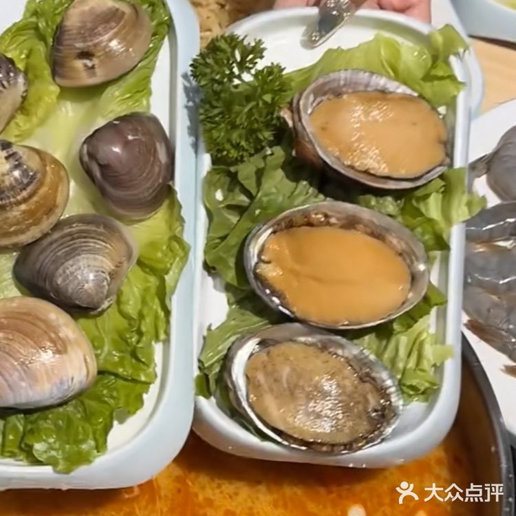 吃上了！原来三亚的糟粕醋火锅这么好吃啊！！