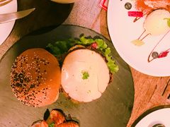 -HIGH FIVE哈福手工汉堡(桂林路店)