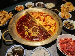 螺蛳粉火锅-九鼎轩脆毛肚火锅(南京东路店)
