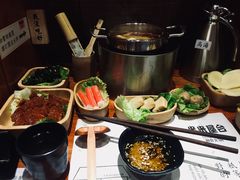 -独食火锅·半米屋台(直营总店)