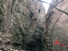 -龙潭大峡谷