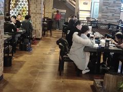 大堂-壹号院音乐餐厅•烤全羊•新疆菜(浐灞店)