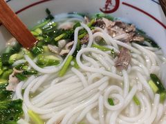 -小椒羊.羊肉粉 龙虾 羊肉串(新地旗舰店)