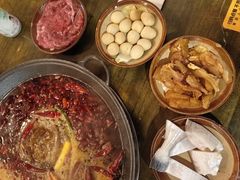 -黄潇洒老火锅(九眼桥宏济巷店)