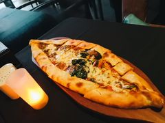 四季皮塔饼-Efes Turkish & Mediterranean Cuisine 艾菲斯餐厅(陆家嘴店)