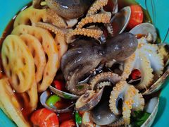 -华府九号海鲜烧烤大排档(龙域店)
