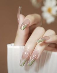 -悦指间美甲美睫