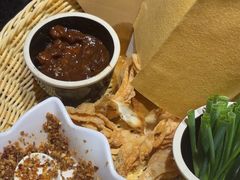 -鲁菜根·泰安菜(万达店)