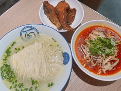 鸡汤银丝面-新万鑫银丝面·非遗无锡味(惠山古镇店)
