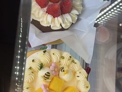 -花花卷卷·鲜食蛋糕(静安久光百货店)