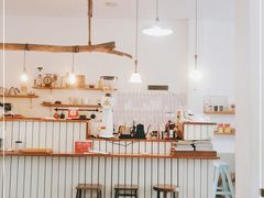 大堂-MAISON门前杂货店