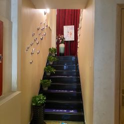 -唯伊美塑身美养连锁