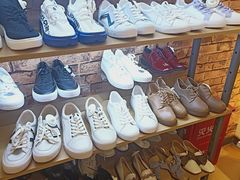 -三福时尚(三峡广场华夏银座店)