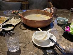 -三人行骨头王火锅(长寿店)