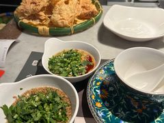 -尚尚仙·酸汤猪手·猪肚鸡火锅(华联万柳购物中心店)