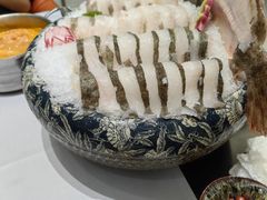 -红鼎豆捞·非遗鲍皇汤火锅(宝丰路店)