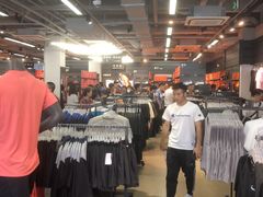 -NIKE上海青浦优选体验店