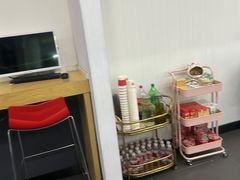 -上海华裕比亚迪4S店