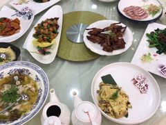 -天鲜阁·海鲜粤菜·33年老字号(石槎白云站店)
