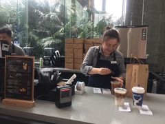-瑞幸咖啡(南昌国际金融中心店)