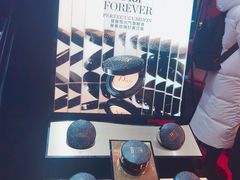 -Dior迪奥(上海世茂广场店)