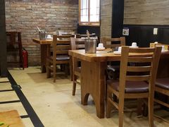 大堂-喇喇排骨火锅·传统韩式脊骨汤(望京西园总店)