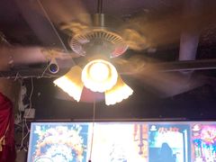 -荒岛实景沉浸密室(江汉路1店)