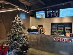 -J Create城市露营咖啡·简餐·宠物(上海动物园店)