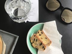 -UNI UNI(环亚凯瑟琳店)