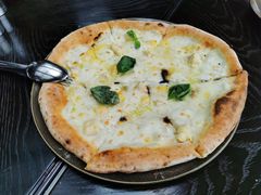 四种芝士披萨-杭州君悦酒店·青莳