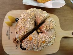 -Catch Bagel(芳草地店)