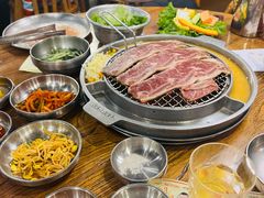 -姜虎东白丁韩国烤肉(吉利大厦店)