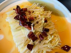 -雀蓝川菜(奥体广场店)