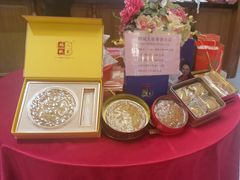 -鹏城人家海鲜酒家·23年老字号(较场尾店)
