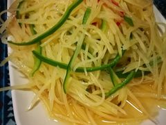 青椒土豆丝-阿细汉菜(本地盐帮菜名店)