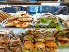 -班达拉奈克国际机场