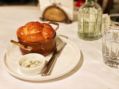 餐前面包黄油-壳里西餐厅Coquille Seafood Bistro(蒙自路店)