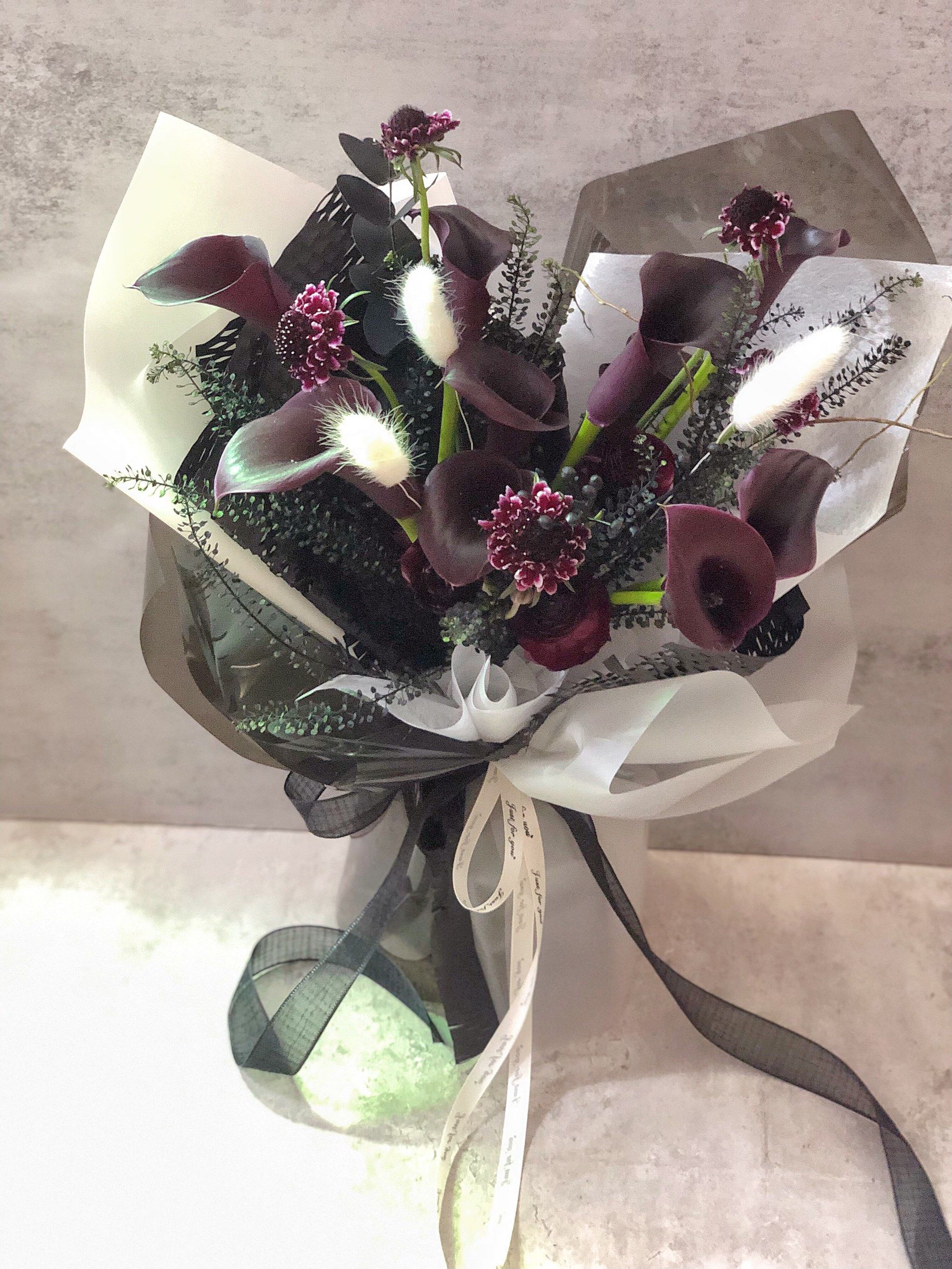 荷兰进口黑色马蹄莲花束